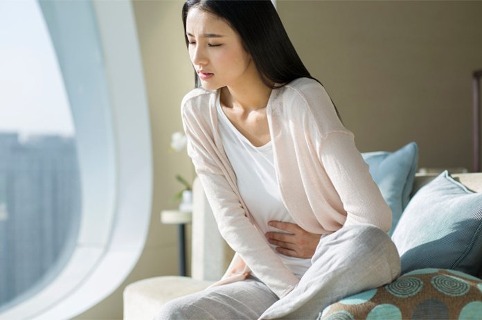 Why Does I Feel Tightness in Stomach? Causes, Symptoms ...